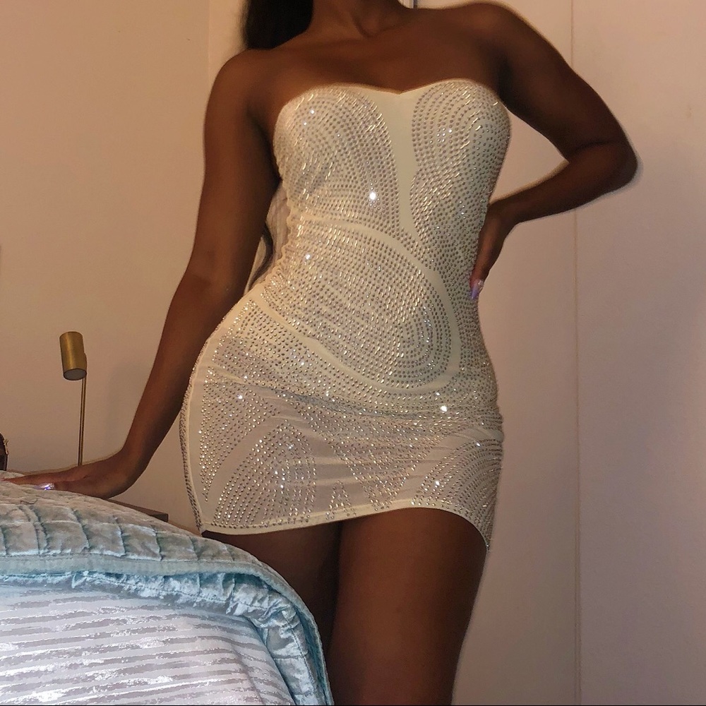 Lights Camera Action Dress - Picture 3 of 5